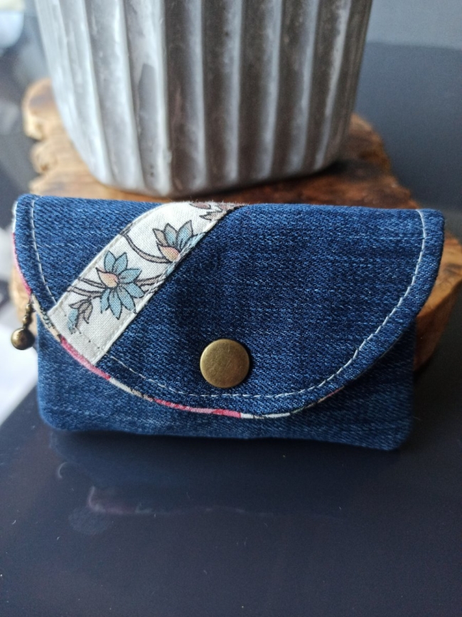 Petit porte-monnaie feuri